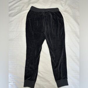 Dark Grey velour Lululemon joggers size 6 women’s